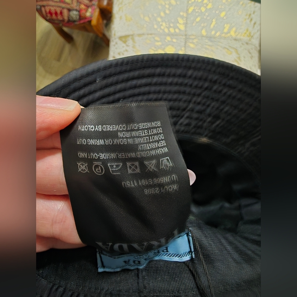 Prada Black Logo Triangle Bucket Hat - Picture 4 of 10